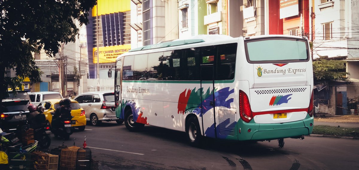 Happy weekend dulur salembur baraya sakota, tetap patuhi protokol kesehatan 3M ( Memakai masker, Menjaga Jarak, Mencuci tangan )
#SalamMeHiRu