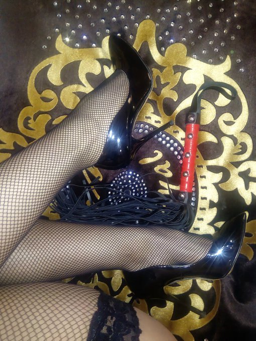 Well, now everything is as it should be, - the Mistress once again looked at all the fasteners and knots<a href="/tag/bdsm"class="tags"><span>#bdsm</span></a><a href="/tag/footfetish"class="tags"><span>#footfetish</span></a><a href="/tag/femdom"class="tags"><span>#femdom</span></a><a href="/tag/dominamila"class="tags"><span>#dominamila</span></a><a href="/tag/mistre"class="tags"><span>#mistre</span></a>