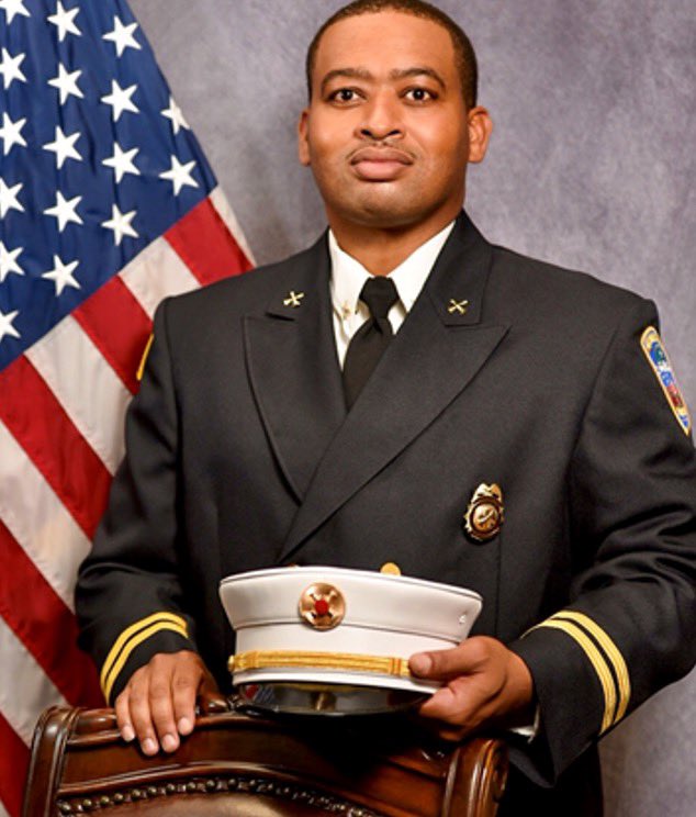 FrankScottJr's tweet image. I’m deeply saddened to learn of the death of Battalion Chief Karriem. He was a stellar leader and beloved by his @littlerockfire family. I extend sincere condolences to Mrs. Karriem, his brother, LRFD Engineer Joshua Karriem, and their family on behalf of the @CityLittleRock. 1/2