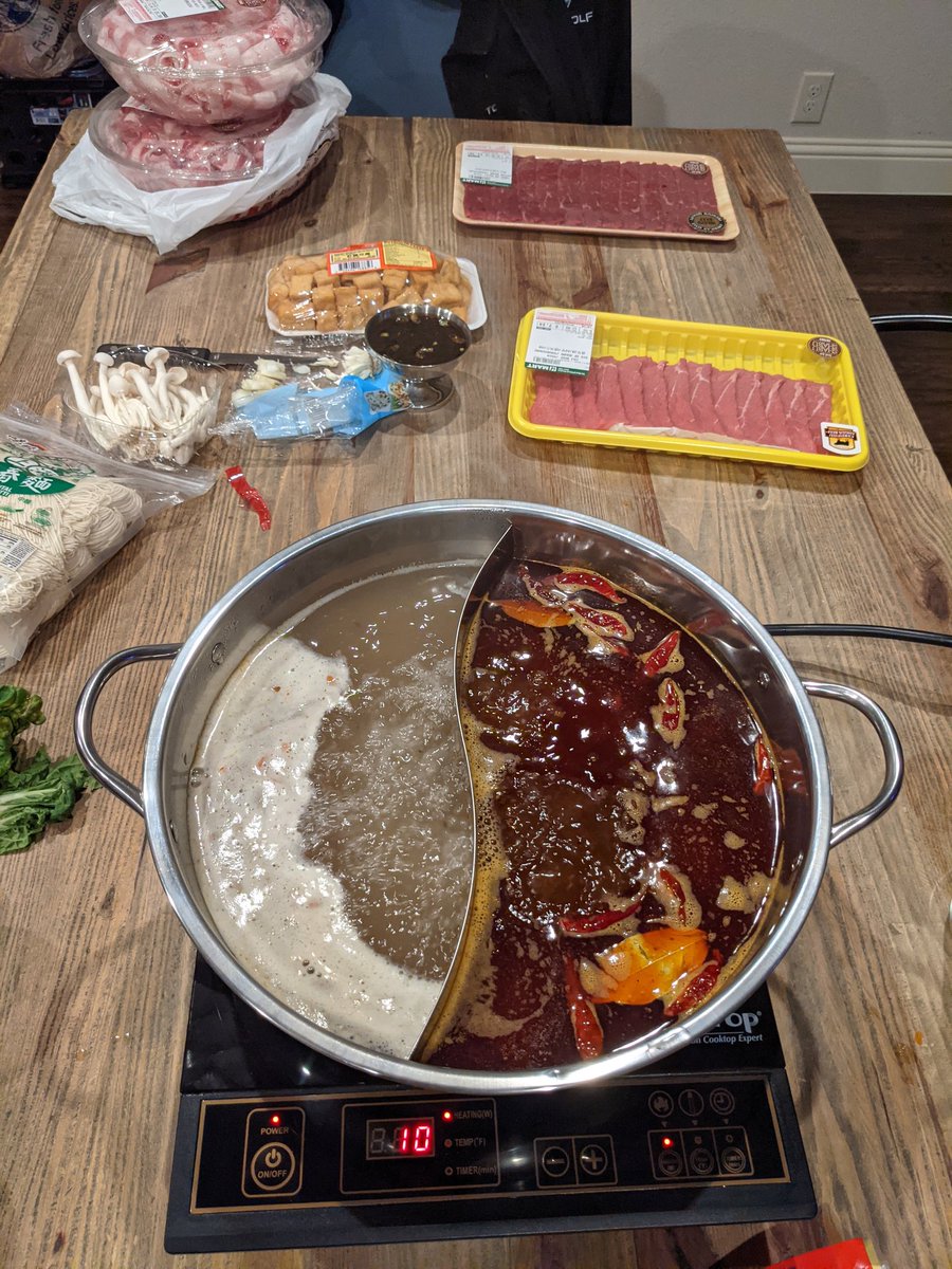 VMsanity's tweet image. Time for some Lunar New Year hot pot!!!