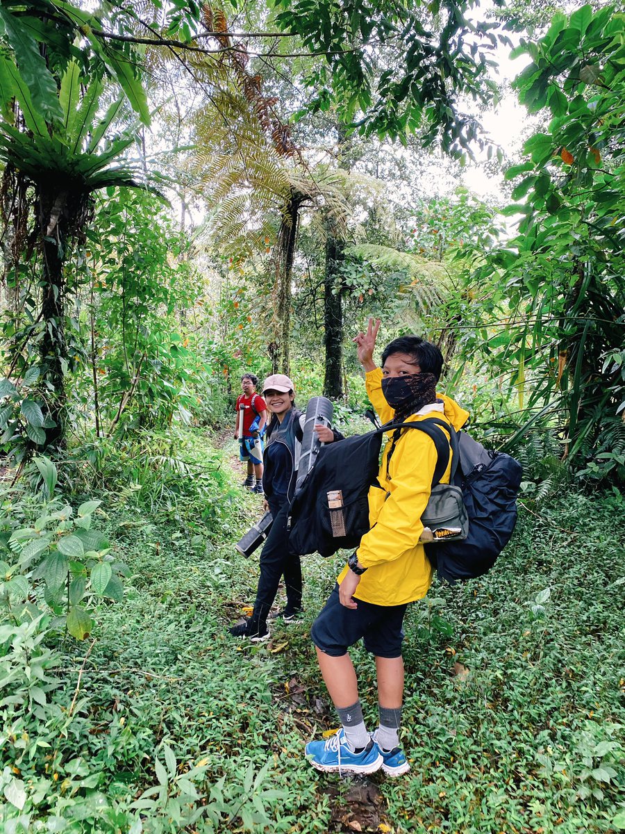 Lewati gunung turuni lembah...
