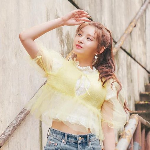 everything is ugly until everglow yiren wears it: a thread