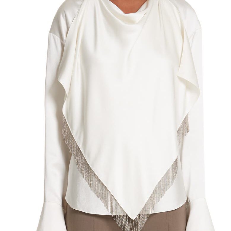 everything is ugly until everglow yiren wears it: a thread