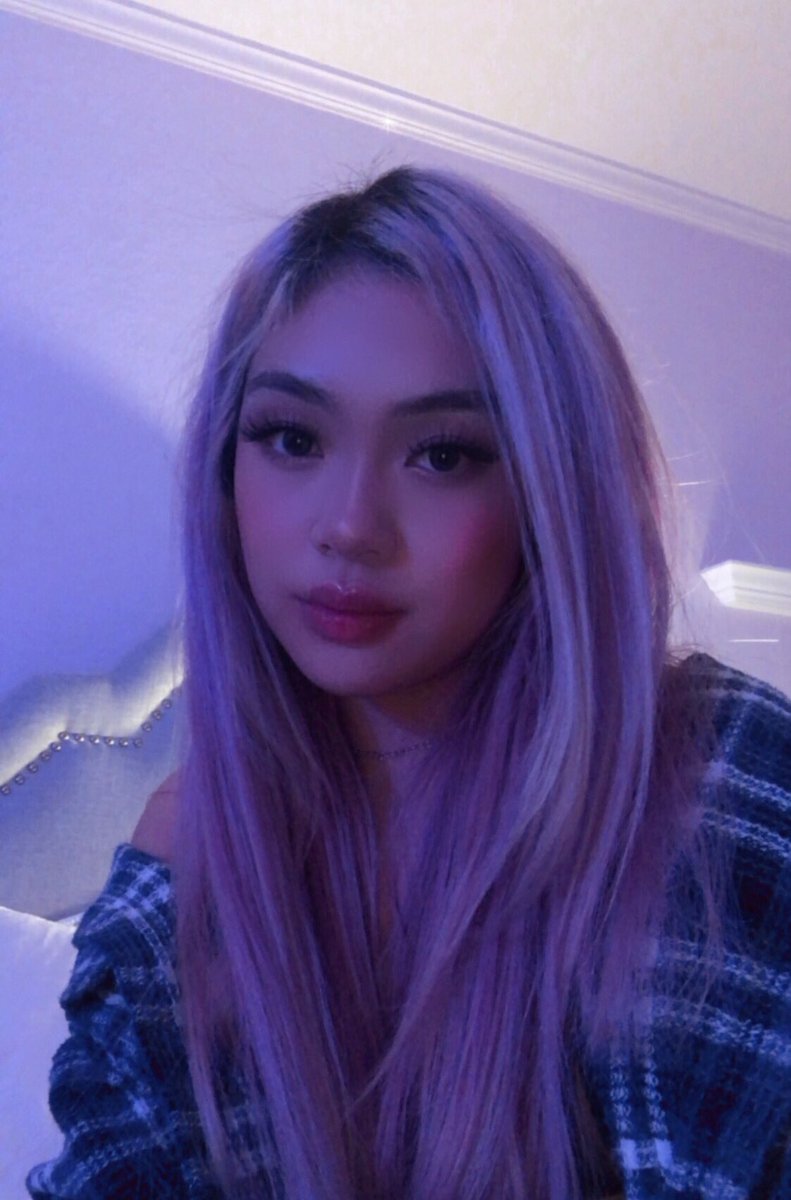 idk who she is but she’s cute