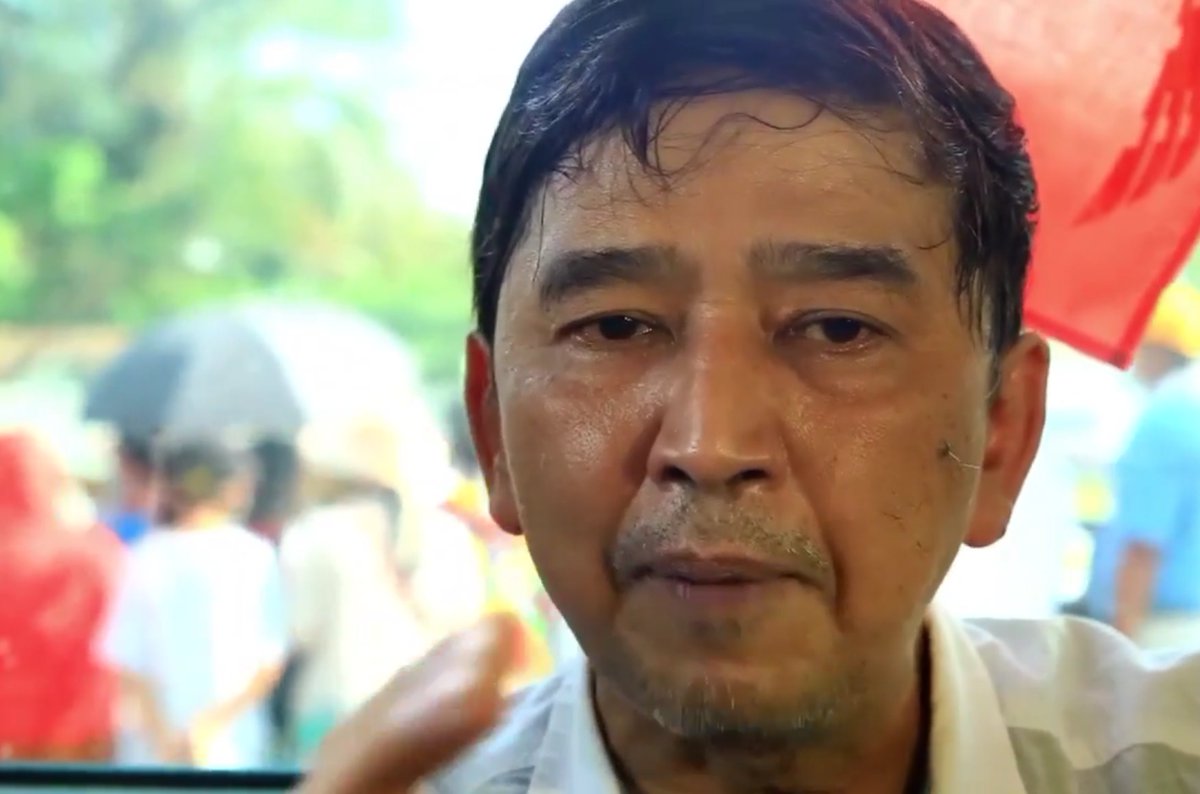 Myanmar_Now_Eng's tweet photo. Junta issues arrest warrants for Min Ko Naing and other prominent activists

In a statement, the military said that seven leading activists had been charged with incitement against the state 

https://t.co/wnMwJrJQc0

#2020uprising https://t.co/JdlJJ6YjdV