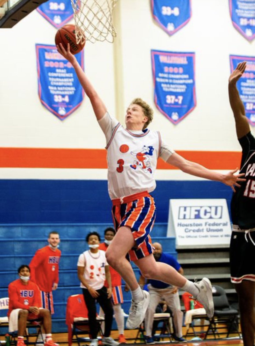 Still the greatest uniform in college basketball. 

The end.

#DawgsUp 

(photos courtesy of <a href="/bikevato/">Juan DeLeon Creative</a>)