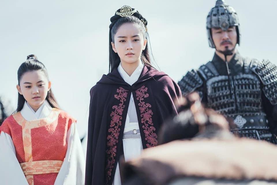 Река где восходит река. Лунная река дорама 2021. Лунная река (сериал 2021 - 2021). Дорама река где восходит луна постер. Ким со хён дорамы 2021.