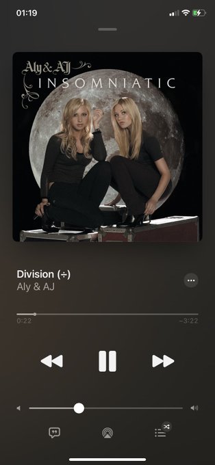 this entire album bangs!! &amp; for whatt!! https://t.co/GT70ogGAXW<a href="/tag/newprofilepic"class="tags"><span>#newprofilepic</span></a>