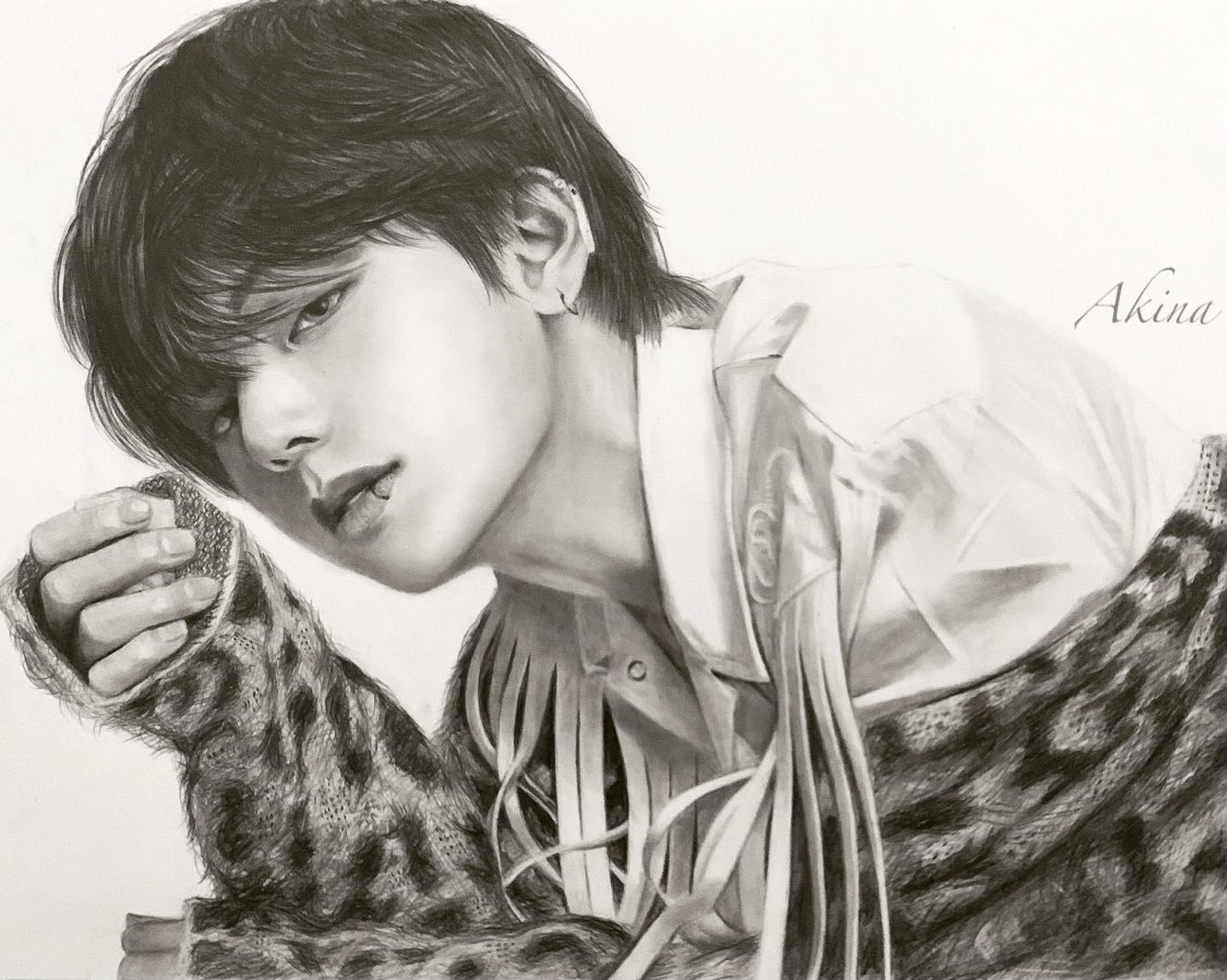 تويتر Akina على تويتر Btsのテテを描きました 豹柄モヘアカーディガンとフリンジシャツが難しくて かなり時間がかかりました 美しい方ですよね キムテヒョン テテ 김태형 Kimteahyung Bts シャーペン画 鉛筆画少々混ざってます T Co Hl3dd1wmdf تويتر Akina على تويتر Btsのテテを描きました 豹柄モヘアカーディガンとフリンジシャツが難しくて かなり時間がかかりました 美しい方ですよね キムテヒョン テテ 김태형 Kimteahyung Bts シャーペン画 鉛筆画少々混ざってます T Co Hl3dd1wmdf