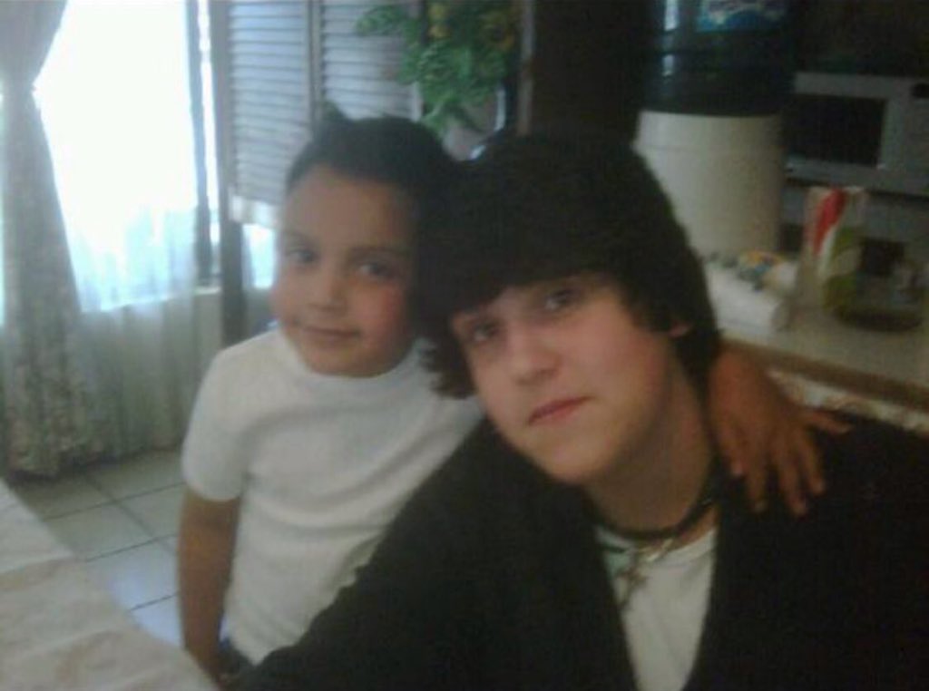 ItzelTapia02's tweet image. Quería recordarles esta foto tan tierna &amp;lt;3 
#HappyScreamauDay #26ReasonsToLoveScreamau