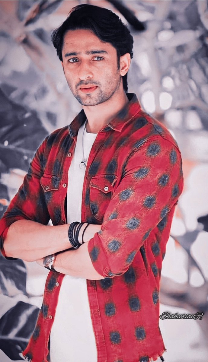 Love is like a balloon.. it'll float away, if u don't hold on ..  #ShaheerSheikh