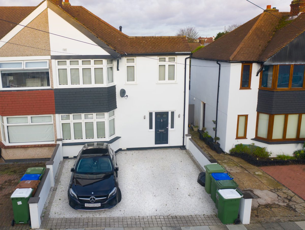 they work hard, they hustle everyday, they learn from others everyday, they improve everyday, they sacrifice everyday, They did all this even when they felt like quitting Everyday. And eventually they became who they are today. IN THE END YOUR SUCCESS WILL SPEAK FOR VOLUMES.