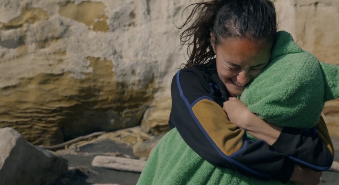 I WILL NEVER GET OVER HOW MF CUTE SHE IS IN THIS SCENE