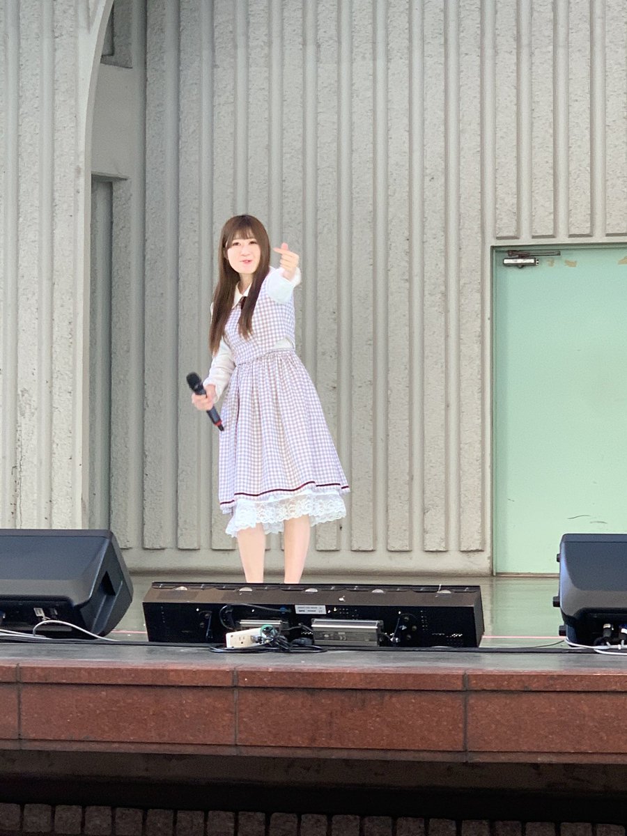 _moe_oshi's tweet photo. 本日の活動 終了‼️
残り少ないLIVE
でも、2人とも楽しそうで😭
今日は、カメコさんも多くて沢山の方が📸くれていると思って気長にアップ待ちます😝
初めましての方もいらっしゃって、本日も平和でした😃
お2人、お疲れ様でした‼️
次回は〜・・・21日若しくは23日です
#Adrett
#羽吹美玖
#羽吹萌 https://t.co/bLxEErEiiR
