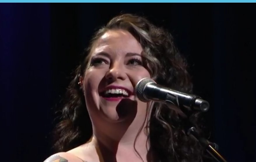 LindseyGarvin9's tweet photo. Gotta ❤ that SMILE! @AshleyMcBryde at @opry https://t.co/2JflL4jloV