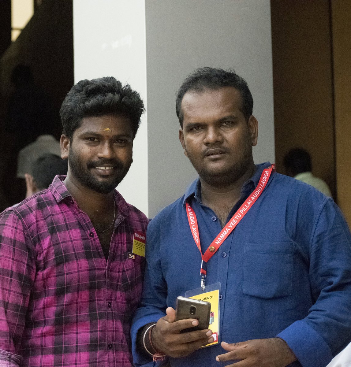 Smart_karthiksk's tweet photo. #PrinceSK @Siva_Kartikeyan Anna
மாநில பொருளாளர் @navneth
அண்ணா அவர்களுக்கு
இனிய பிறந்தநாள் 💐🎉🎂
வாழ்த்துக்கள் அண்ணா 🤩🤩🤗👍
#HBDNavneth

@AllIndiaSKFC @mohandasspugal
@AnandSkfc https://t.co/61ggdy8apD