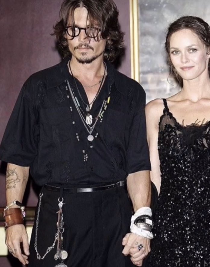 Johnny Depp bracelets on Amazon and Etsy : r/jewelry