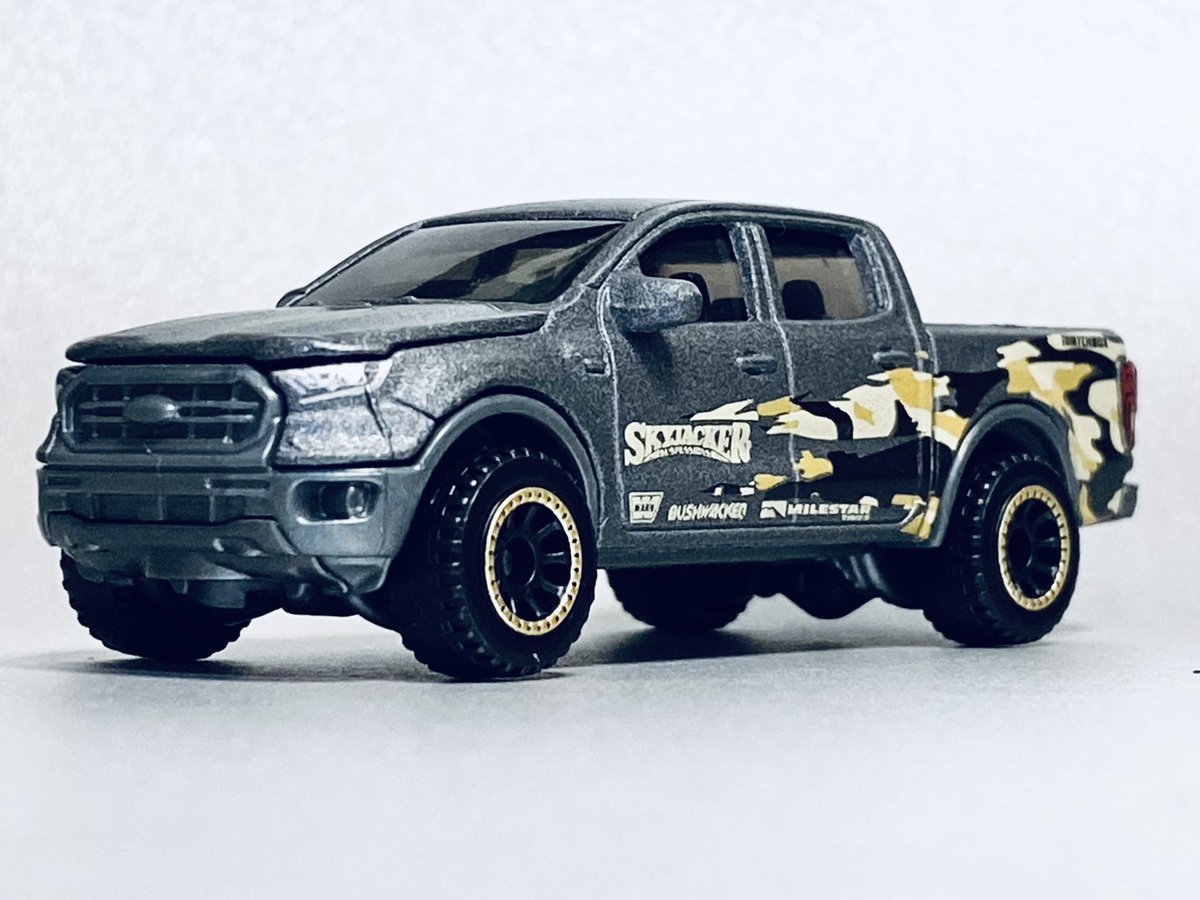 フォンティエ Sur Twitter 19 Ford Ranger F 150より少し小さいピックアップトラック ハイラックスあたりと近いサイズで輸出も意識している こちらはマッチボの Moving Parts のものでボンネットとリアのあおりの開閉ギミックがあります マットなグレーで フォンティエ Sur Twitter 19 Ford Ranger F 150より少し小さいピックアップトラック ハイラックスあたりと近いサイズで輸出も意識している こちらはマッチボの Moving Parts のものでボンネットとリアのあおりの開閉ギミックがあります マットなグレーで