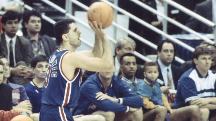 #rip Drazen Petrovic looks who is in the pic!