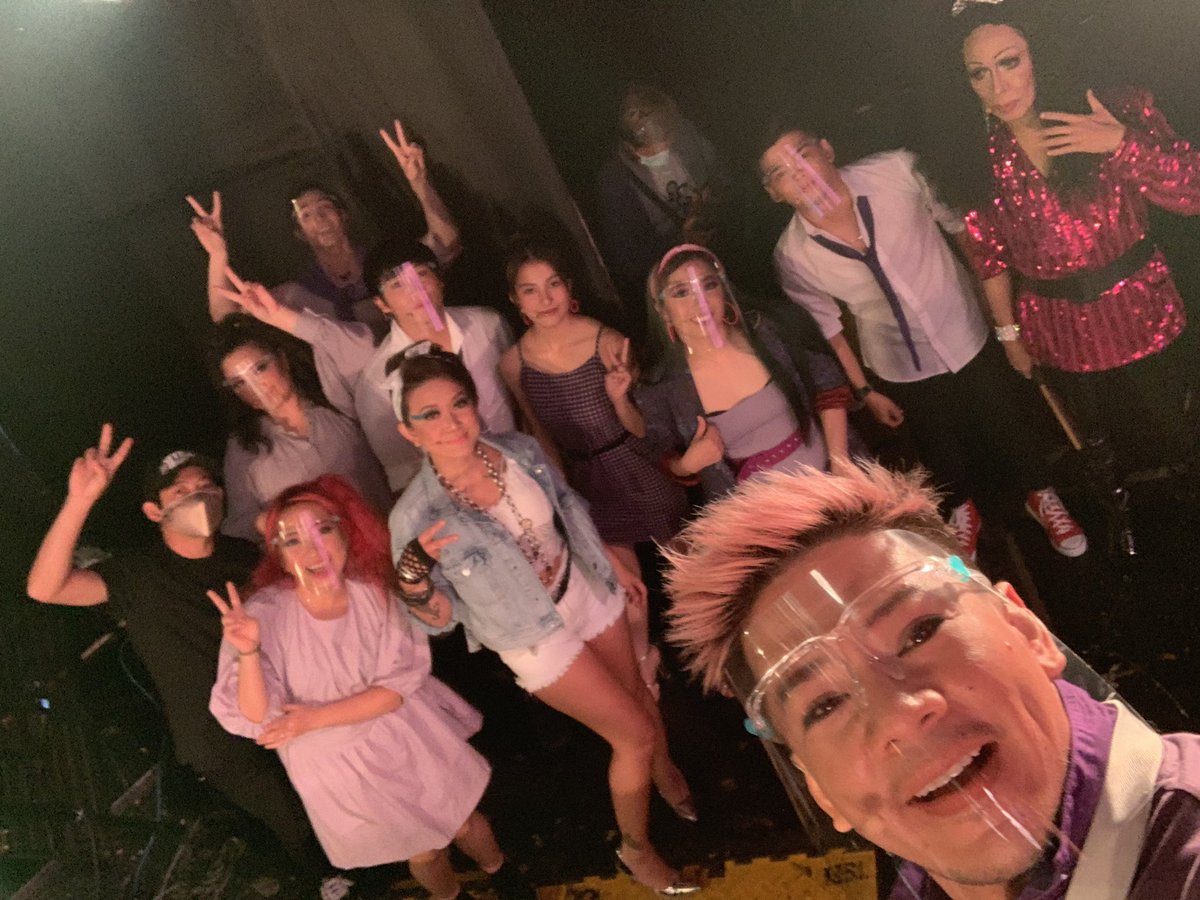 DanceRoyalties's tweet photo. Hello mula sa mga ka ETERNAL FLAME NYO! #AOSHeartsYou #danceroyalties https://t.co/CohRmf7nno