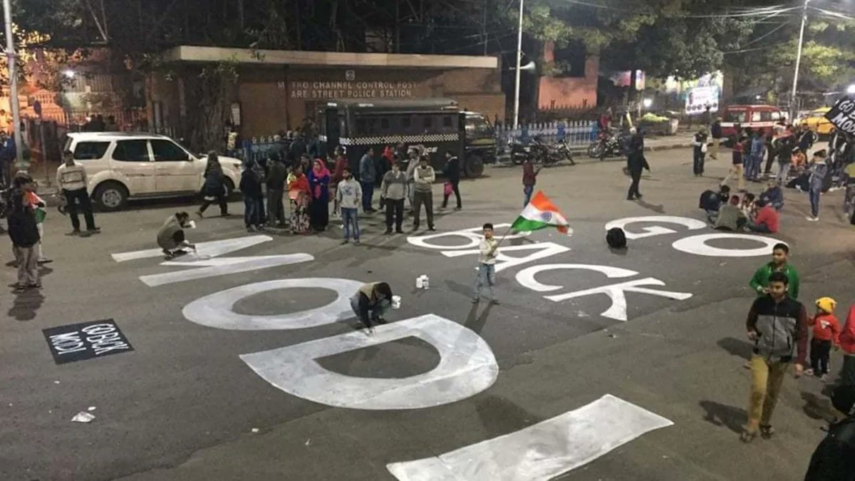 Shahul_1981's tweet photo. #GoBackModi https://t.co/MyRKuvZ60k