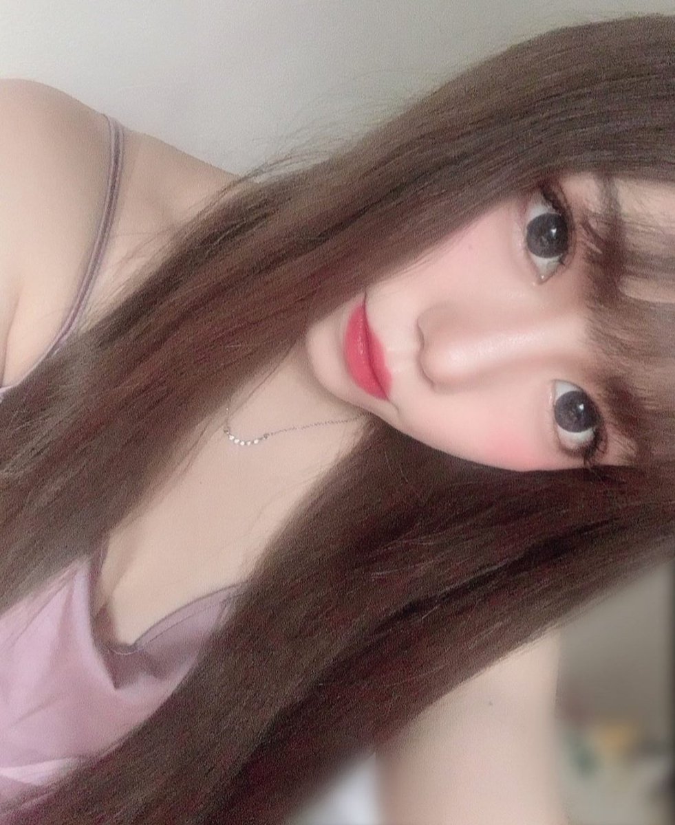 部屋でゴロゴロ～

#自撮り界隈さんと繋がりたい 
#自撮り界隈
#雰囲気嫌いじゃないよって人いいね 
#美男美女さんと繋がりたい 
#美男美女と繋がりたい 
#メンヘラさんと繋がりたい
#病み垢さんと繋がりたい
#いいねで気になった人お迎え 
#いいねした人全員フォローする