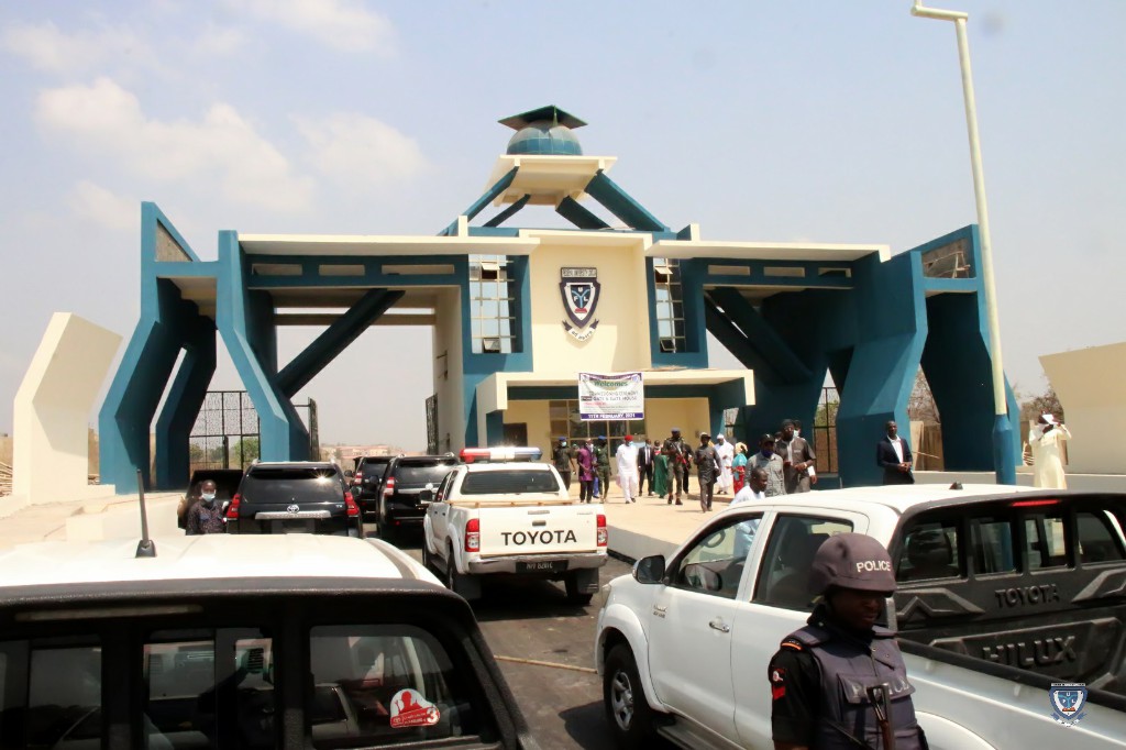 fulokoja's tweet image. .:: PHOTO NEWS: Projects Commissioning in FUL by the Executive Secretary, TETFund, Prof. Suleiman E. Bogoro and Others at Prof. Angela F. Miri's End of Tenure | Federal University Lokoja fulokoja.edu.ng/news-page.php?…