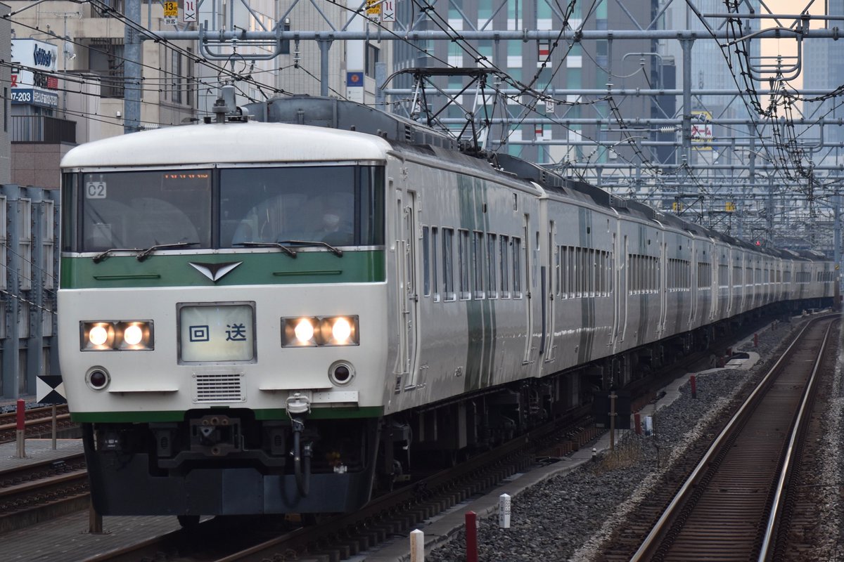 やまげん 最近185系の乗客 撮り鉄妨害し過ぎじゃね 記録するなら平日に行くか 休日なら回送撮った方がいい気がする やまげん 最近185系の乗客 撮り鉄妨害し過ぎじゃね 記録するなら平日に行くか 休日なら回送撮った方がいい気がする