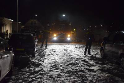 Politie maakt tot twee keer toe einde aan ‘coronafeest' op woonwagenkamp Nijmegen: zes arrestaties..