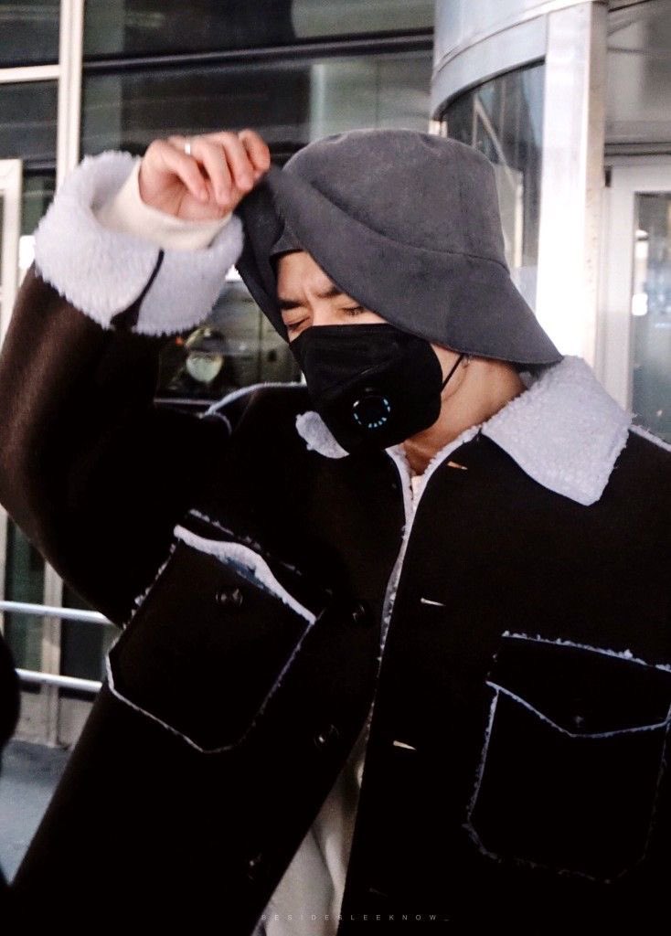 anyways, in honour of valentines’ day — a long thread of minho boyfriend quality pics for all the singles