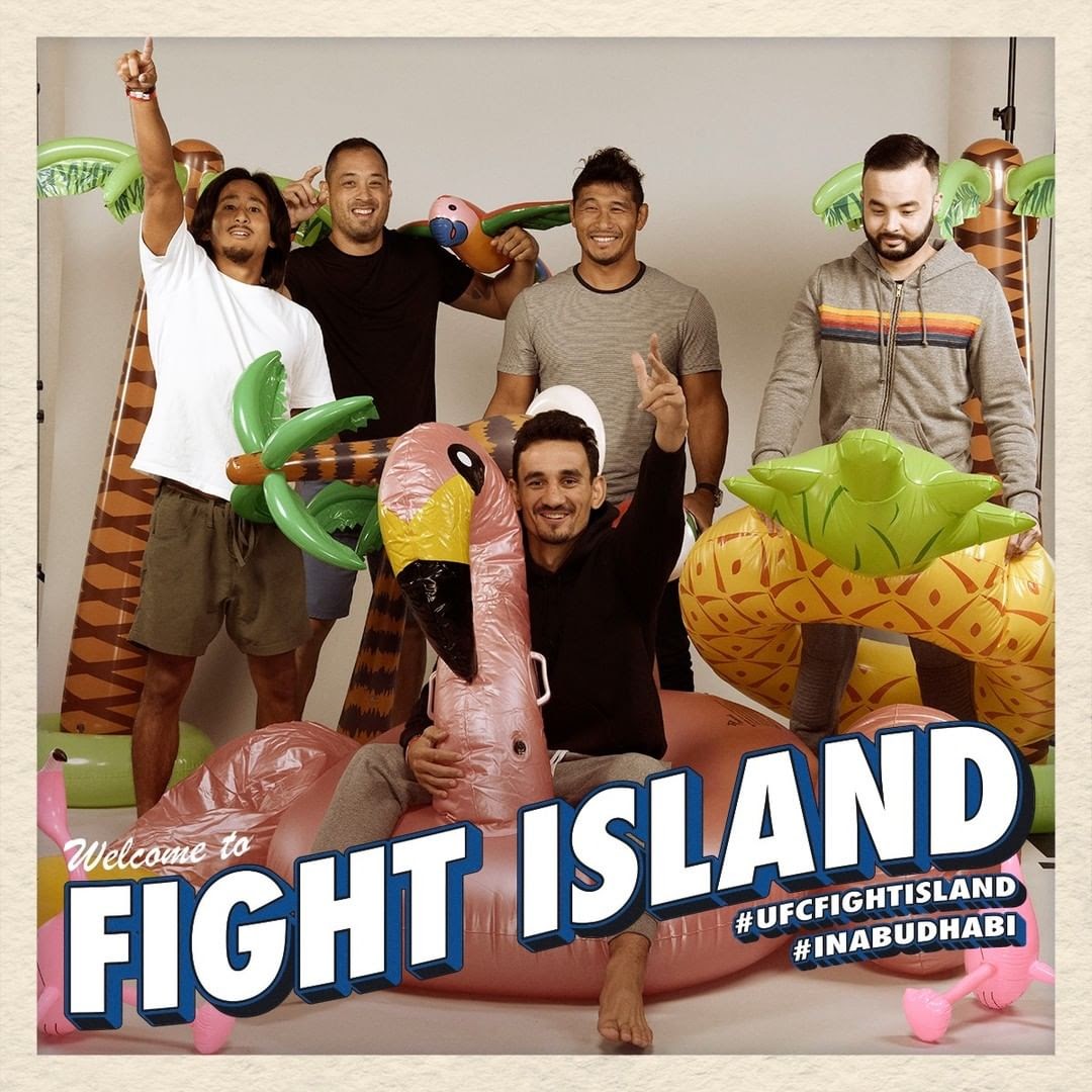 Island life!🌴
#UFCFightIsland7’s @blessedmma and @calvinkattar having fun on @YasIsland.
📸 @UFC
For more events #InAbuDhabi follow: @InAbuDhabi https://t.co/mJqQelUeKH
