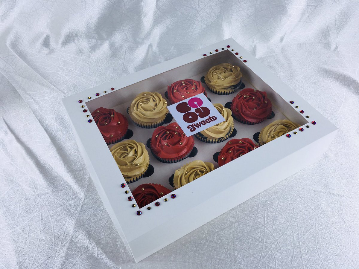 #cocosweetsng #cococraftsng #valentinescupcakes #valentine #cake #lagos #lagoscakes #bakersinlagos #lagosvalentine #giftideas #valentinesgift