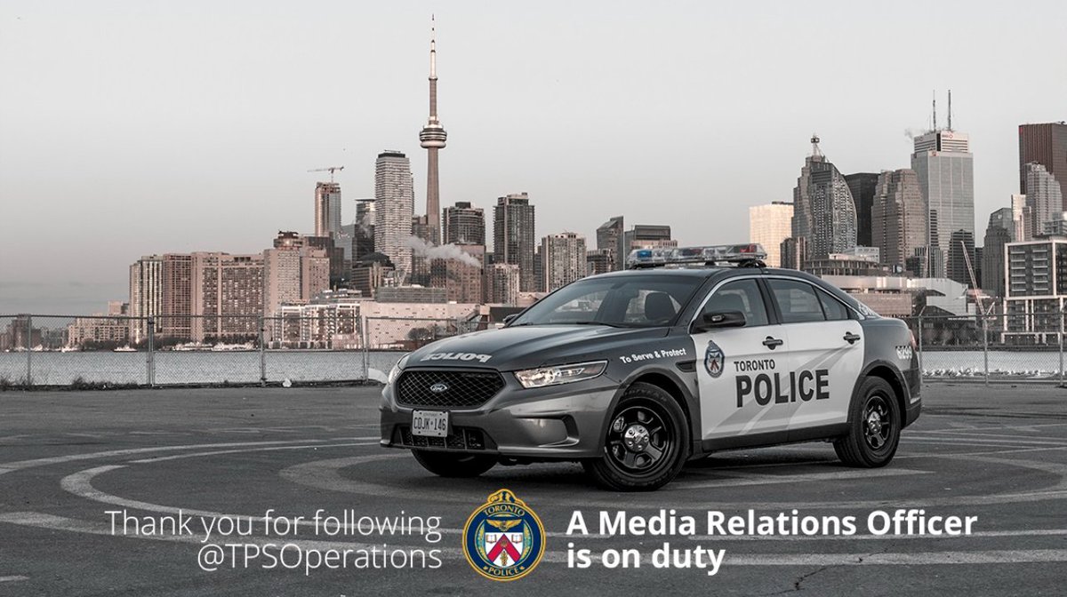 TPSOperations's tweet photo. Good Morning #Toronto! Officer Edward 
@PressFromParks is now on duty, and will be delivering today's police news!
^ep2 https://t.co/ShVB4mfyX7