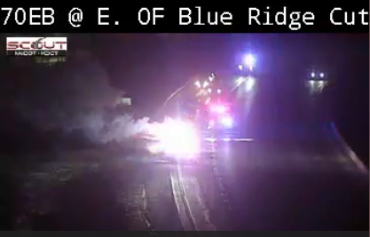 BillinKC's tweet photo. 6:01 AM - It is a busy morning on the highways already - There is a car fire on EB I-70 near the sports complex and WB I-70 is closed at 18th St Expwy in KCK because of a crash. Be safe! #KCTraffic https://t.co/psFAdxWVsf