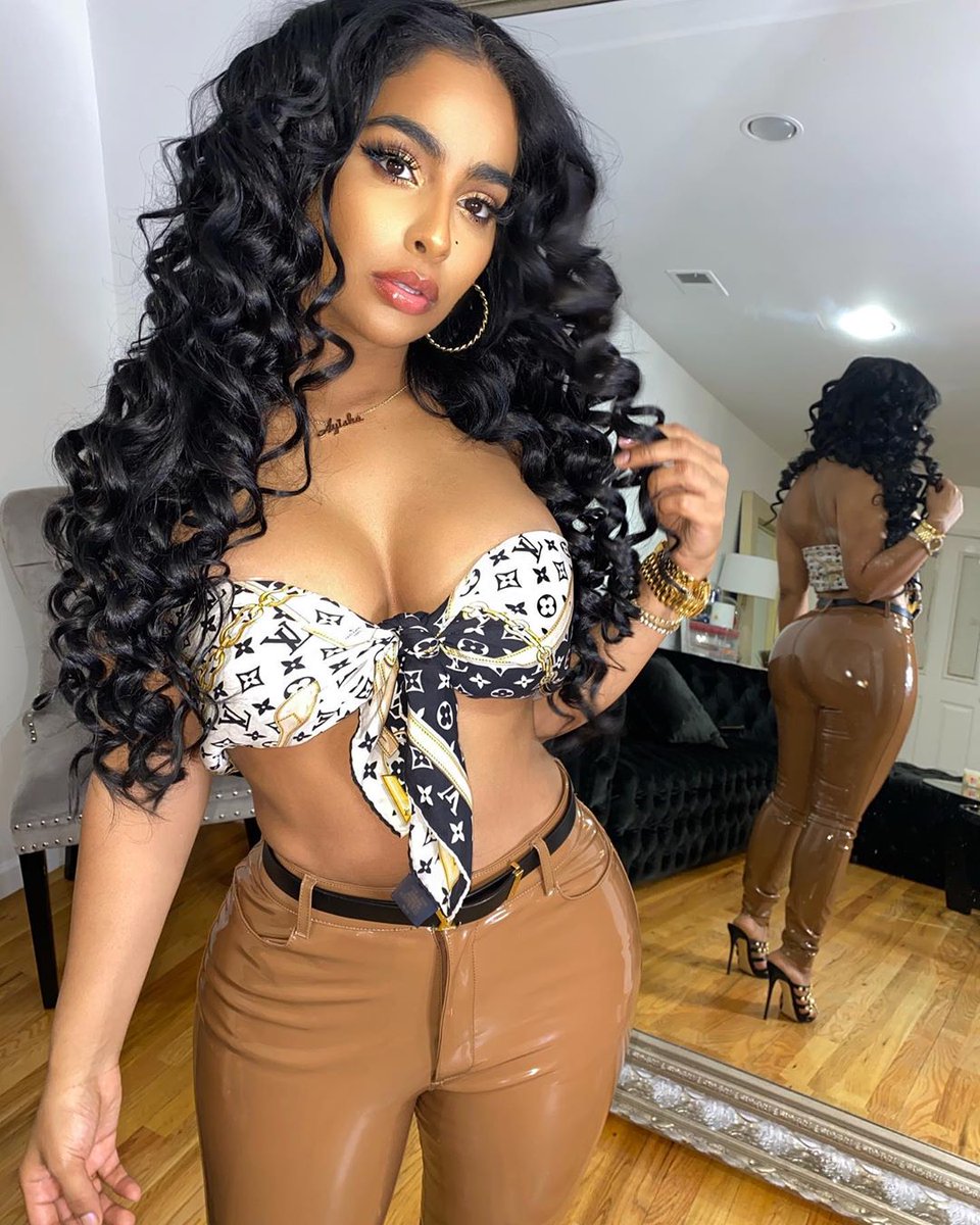 Instagram De Ayisha Díaz