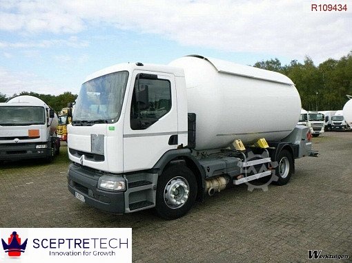 TRUCKSNG's tweet image. The #cleanenergy revolution in Nigeria has begun.

Get this used 2004 18000litres Renault Premium 270 LPG Truck for €26000 Comes complete with auto guage and pump. Call 07032703163 or send a DM. 

#Logistics #cleanenergy #gas #trucks #Trucksnaija #valentine #endsars #trump #lpg