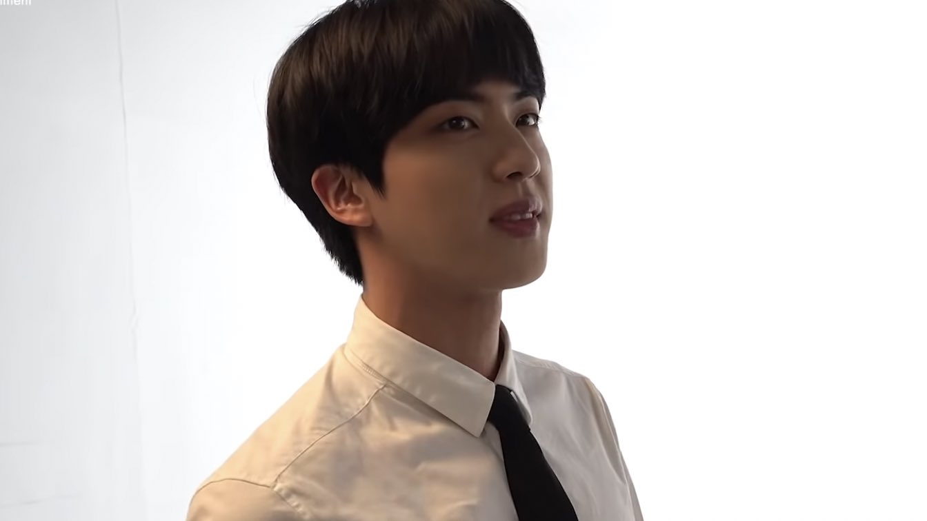 파카 on X: 귀여운 얼굴에 그렇지 못한,, t.coNByXMmzZHO  X