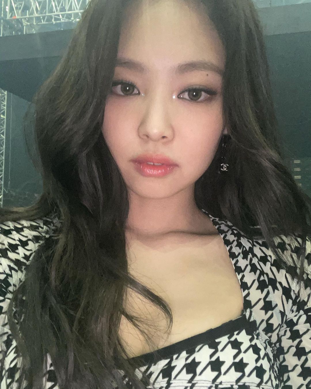 Jennierubyjane✅ 250718 - JENNIE IG Update 💙 #STYLEJENNIERUBY #JENNIE