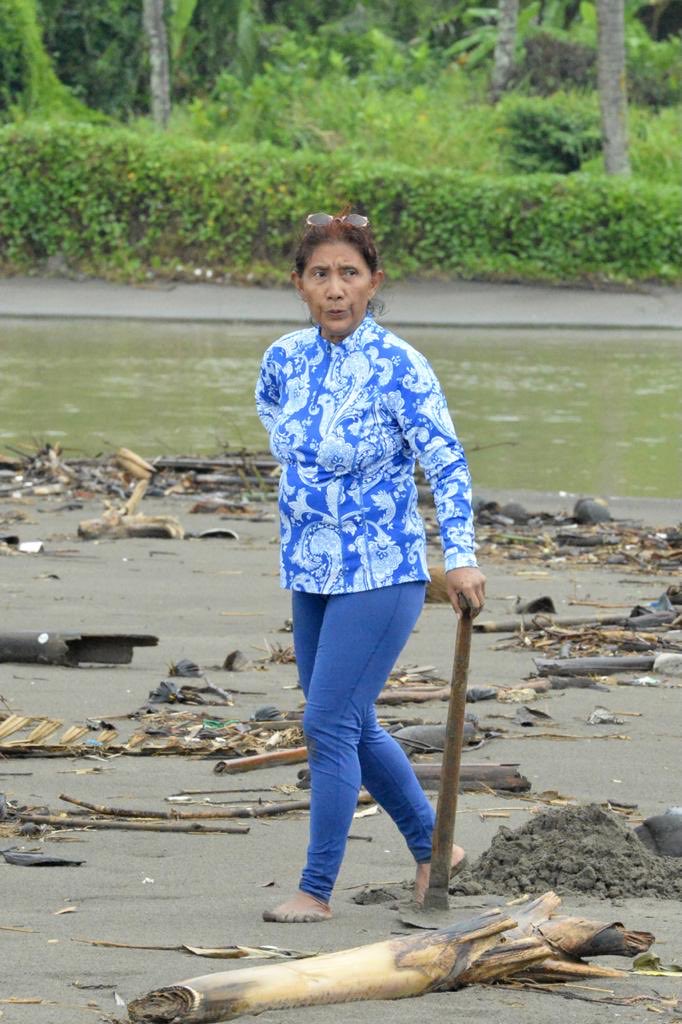Susi Pudjiastuti tweet media