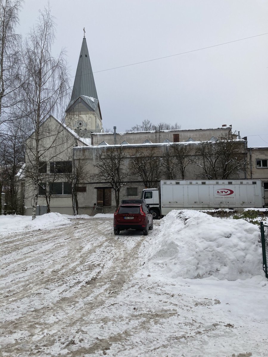 Dievkalpojums gan baznīcā, gan LTV. Tiekamies 12.00.