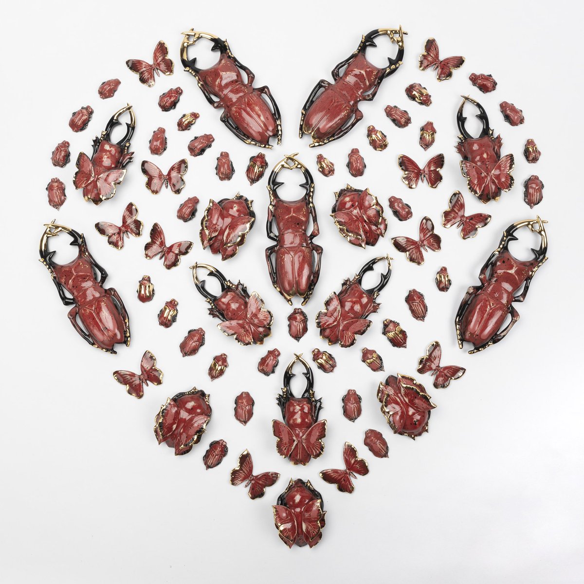 ♥️ Happy Valentine’s Day ♥️
#sendlove and #selflove

#ACHceramics #ceramics #insects #valentines #lovebug #jontyhowephotography