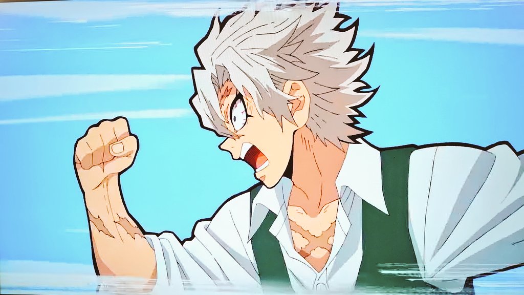 実弥先生の腕のむっちり感堪りません🥰🥰過ぎ去る女子生徒達が惚れ惚れ