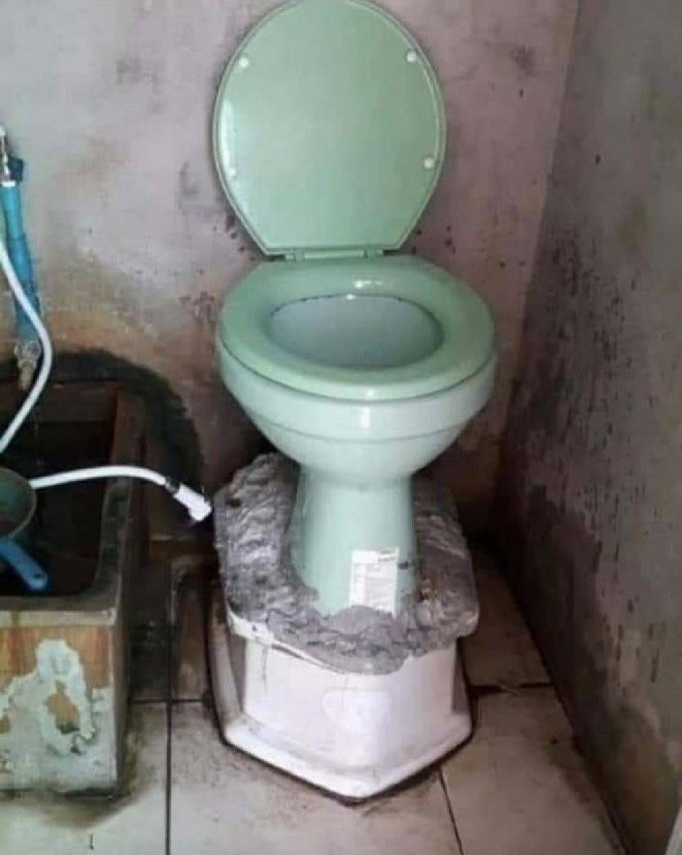 stevekaposi's tweet photo. Bathroom #fails in the Land of Fails 💩🇹🇭

https://t.co/8P5Ygy2uIn 

https://t.co/gINVnYHj1j 

#Bangkok #Thailand #SteveKThailand #TACSThailand #ThailandWatch #DiscoverThailand #StrangeThailand #AmazingThailand #ThailandFails #ThaiBuildingFails #FunnyThailand https://t.co/G0leWq5naD