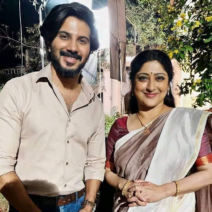 Mammookka_DQ_'s tweet photo. Lakshmi Gopalaswami join the set of Dulquer - Roshan Andrews Movie 🎥

#DulquerSalmaan #Kurup

@dulQuer ❤️ https://t.co/K0Okc16Uzw