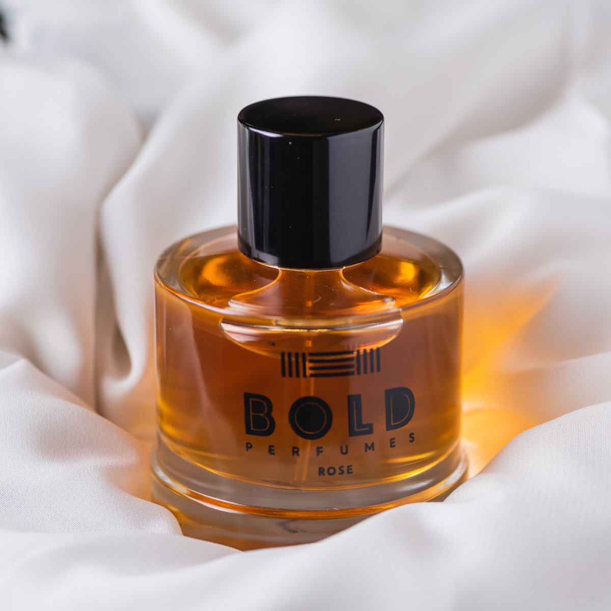 boldperfume's tweet photo. Roses are red, violets are blue 
Bold loves you, and so do you🌹✨

.
.
الموقع الاكتروني https://t.co/Fqnh7B2VEA
#عطور 
#رابطة_عشاق_العطور 
#السعودية 
#الرياض
#توصيل https://t.co/XZAgc6TCyf