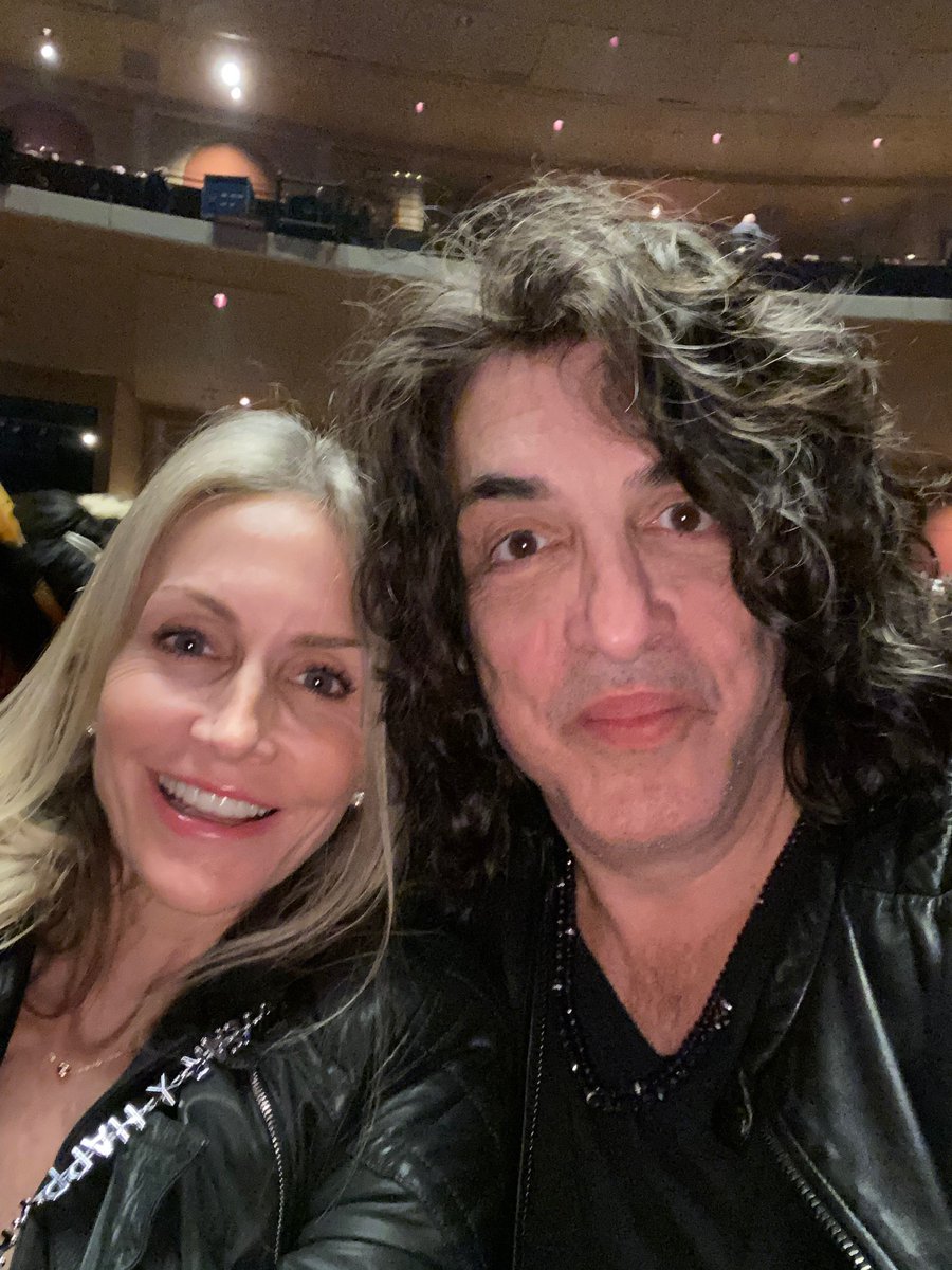 PaulStanleyLive's tweet photo. Happy Valentines Day to Erin, the love of my life. You continue to take me to a place I never knew existed. One lifetime with you will never be enough. https://t.co/tbf22UAbjF