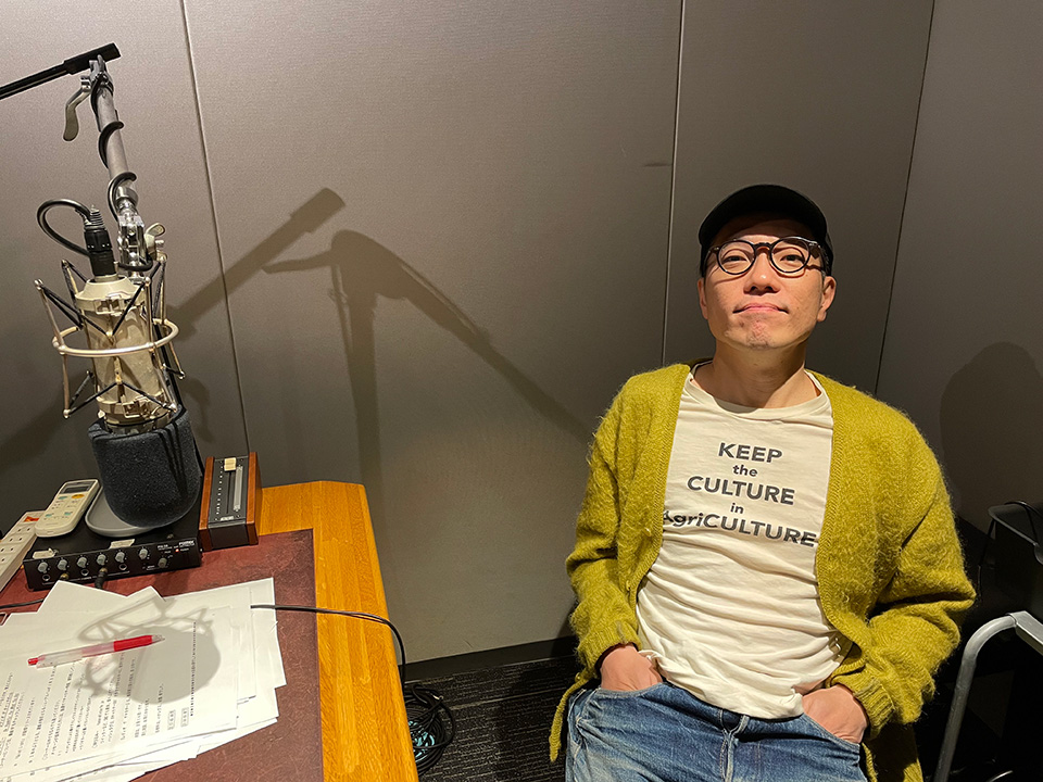 InterFM897's tweet image. 10pm, Sun 2/14 ▶ レディオ デ チャカチー 
DJ: #ハナレグミ @Laughin_JP 

#何も答えられやしないけど
#BeThankfulForWhatYouGot
#レディオデキャッチボール
の3本立てでお届け♪

皆さんからのメッセージに沢山お応えします

#チャカチー897 
#interfm897 
#radiko ▼ 
radiko.jp/share/?sid=INT…