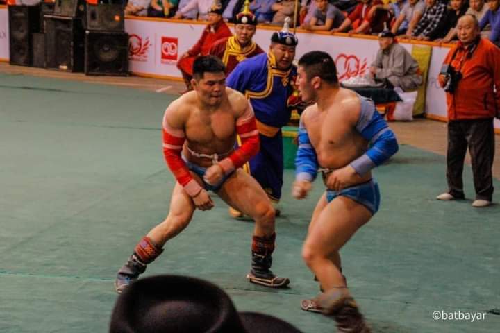 Ковидгүй үед хүмүүс бүжиглэдэг байжээ