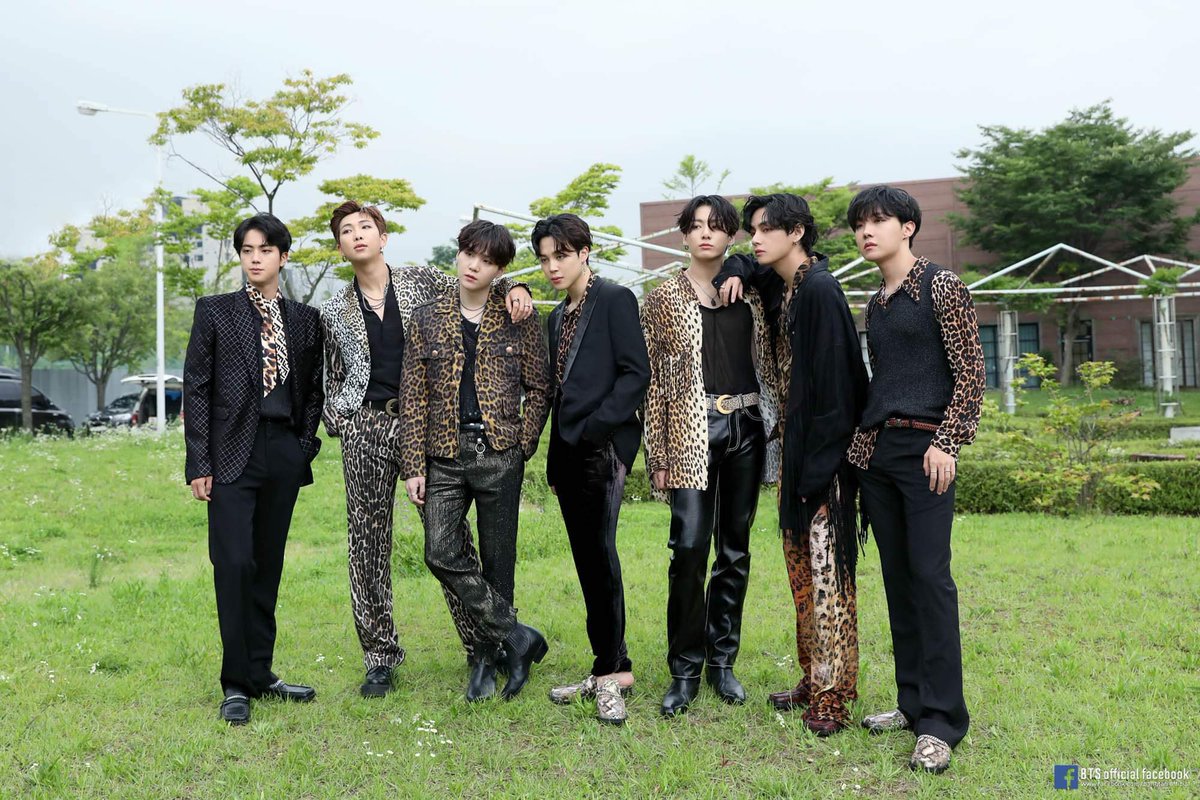 Бтс фотосессия. Бтс фотосессия 2020. Бтс фотосессия be. Bts being. Bts be.