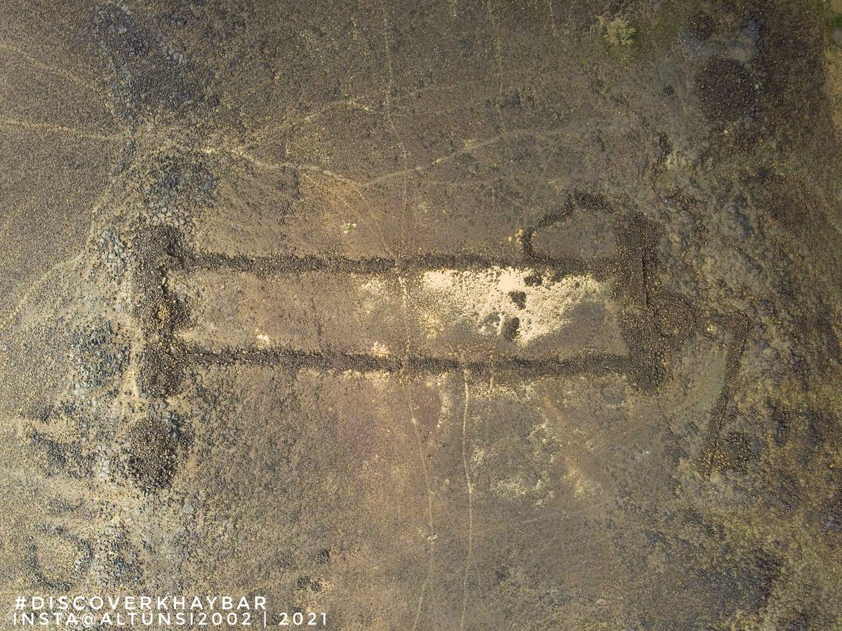 altunsi2002's tweet photo. #هذه_خيبر
#This_is_Khaybar
Once again #Stone_Gates
In #Harrat_Khaybar
often adjacent rectangles built over the Harrat, close to wadis and water resources, which are very ancient.
#Stone_installations
#Khaybar_from_heaven
@baderaalsaud
#Discoverkhaybar
#khaybar
#altunsi2002 https://t.co/983QR06swZ